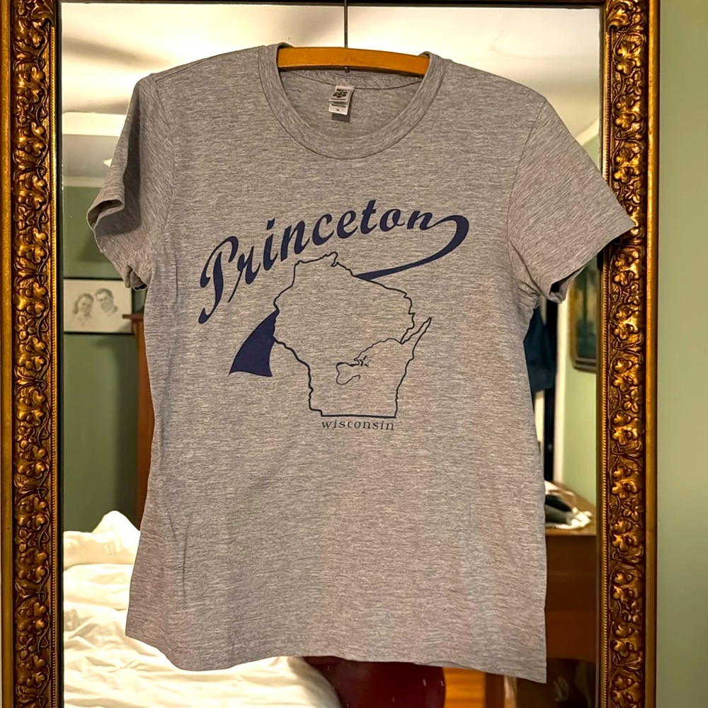 American Apparel Classic Girl 2102 Princeton Wisconsin t-shirt XL (fits like M)